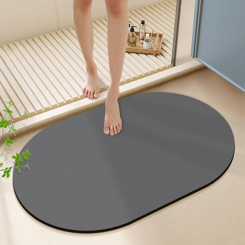 VIKAMA Irregular Oval Diatomit - Quick Dry Diatomite Bath Mat review and price